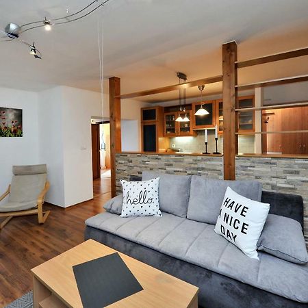 Apartman Zara Veľký Slavkov Exterior foto